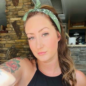 Meet your Posher, Jenna